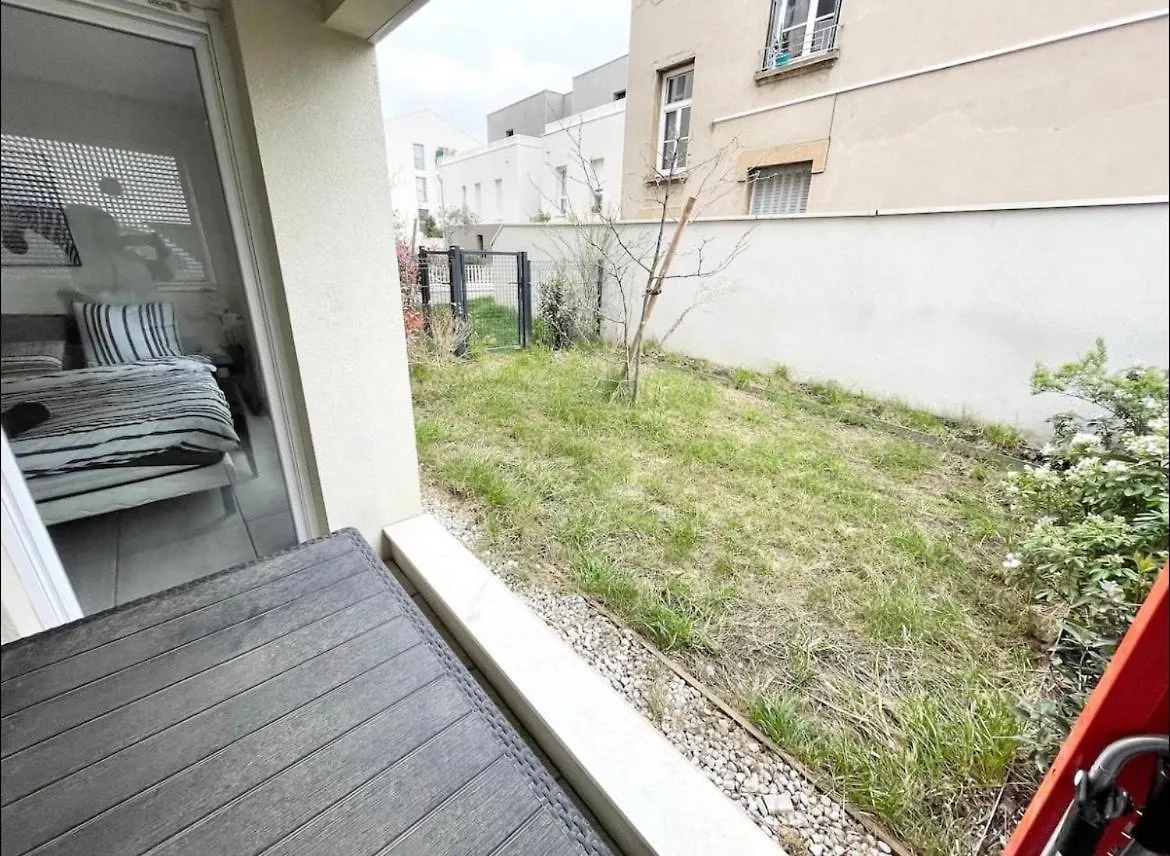 Appartement - Le Salengro 빌뢰르반 0*,  프랑스